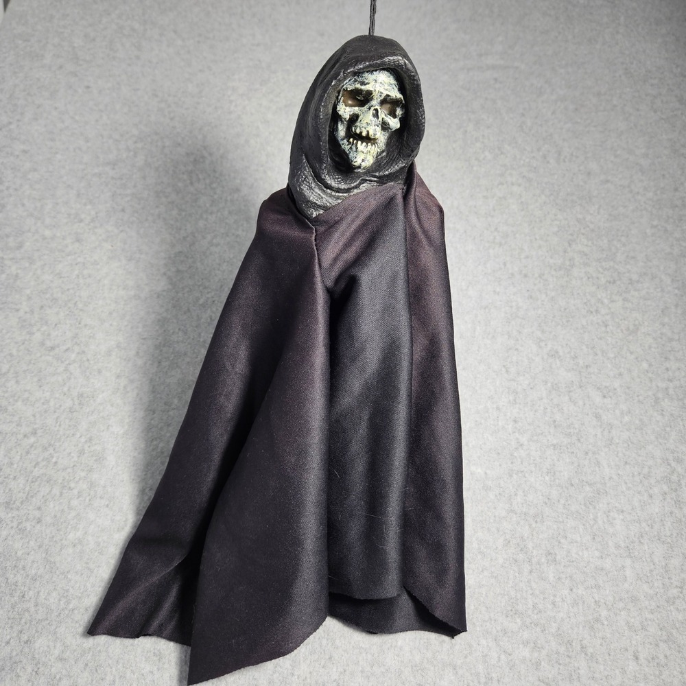 Paper Magic Group 2003 Hanging Grim Reaper Skull Halloween Prop Decoration Black
